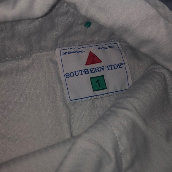 Southern tide channel marker shorts .. - Picture 3 of 5